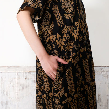 Rayon Volume Dress with Gathered Switch