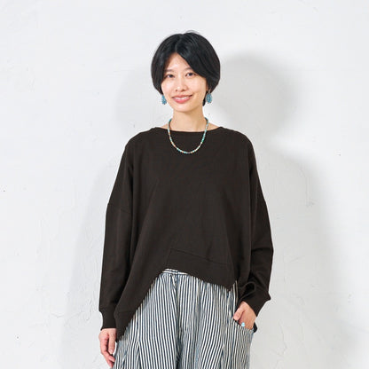 Sweatshirt Pullover with Asymmetrical Design