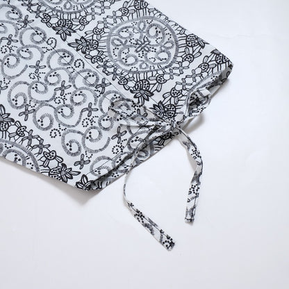 Rayon Lace Print Pullover