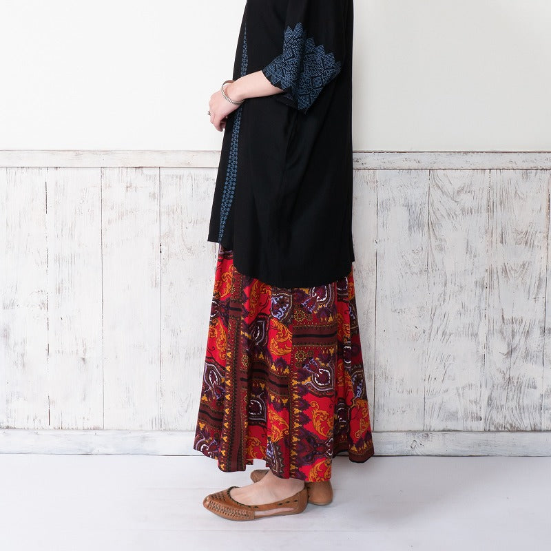 Rayon Vertical Seam Print Skirt