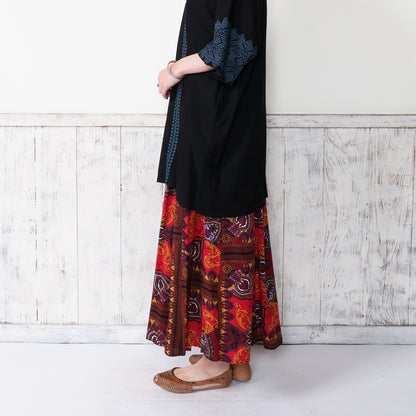 Rayon Vertical Seam Print Skirt