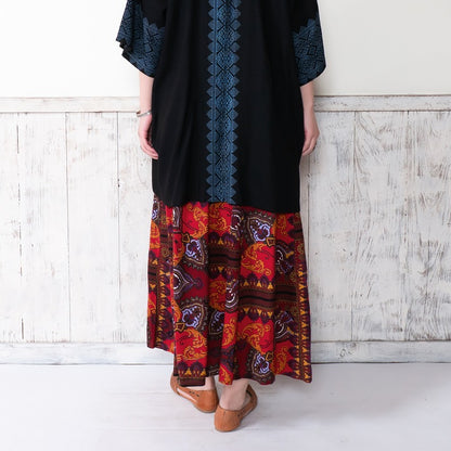 Rayon Vertical Seam Print Skirt