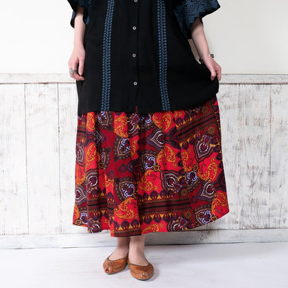 Rayon Vertical Seam Print Skirt