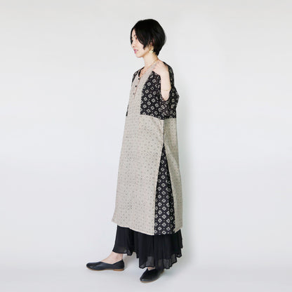 Gecombineerde jurk met blokprint in bicolor